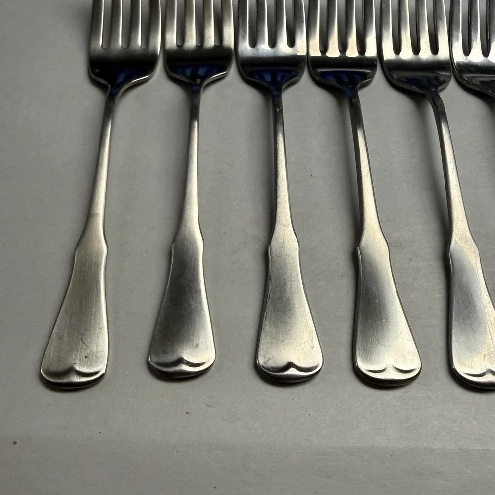 Vintage Oneida Community Stainless Patrick Henry 9 Salad Forks Flatware